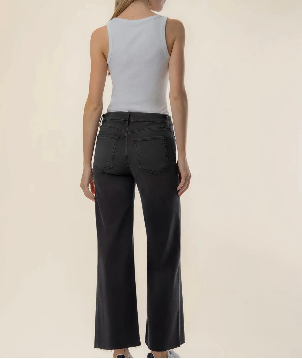 Kut Meg Wide Leg Denim- Definitely