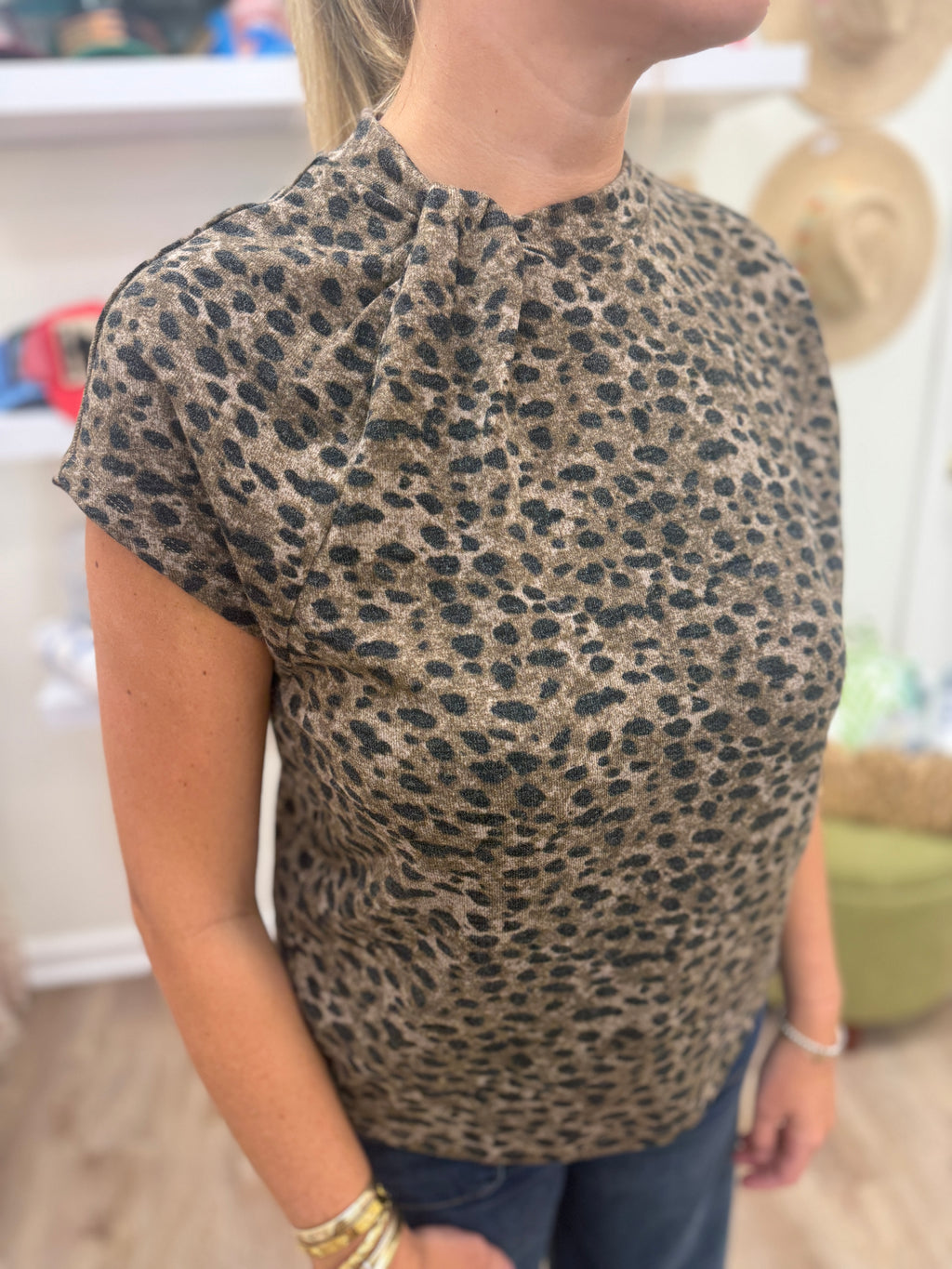 Esqualo Twisted Neck Tee