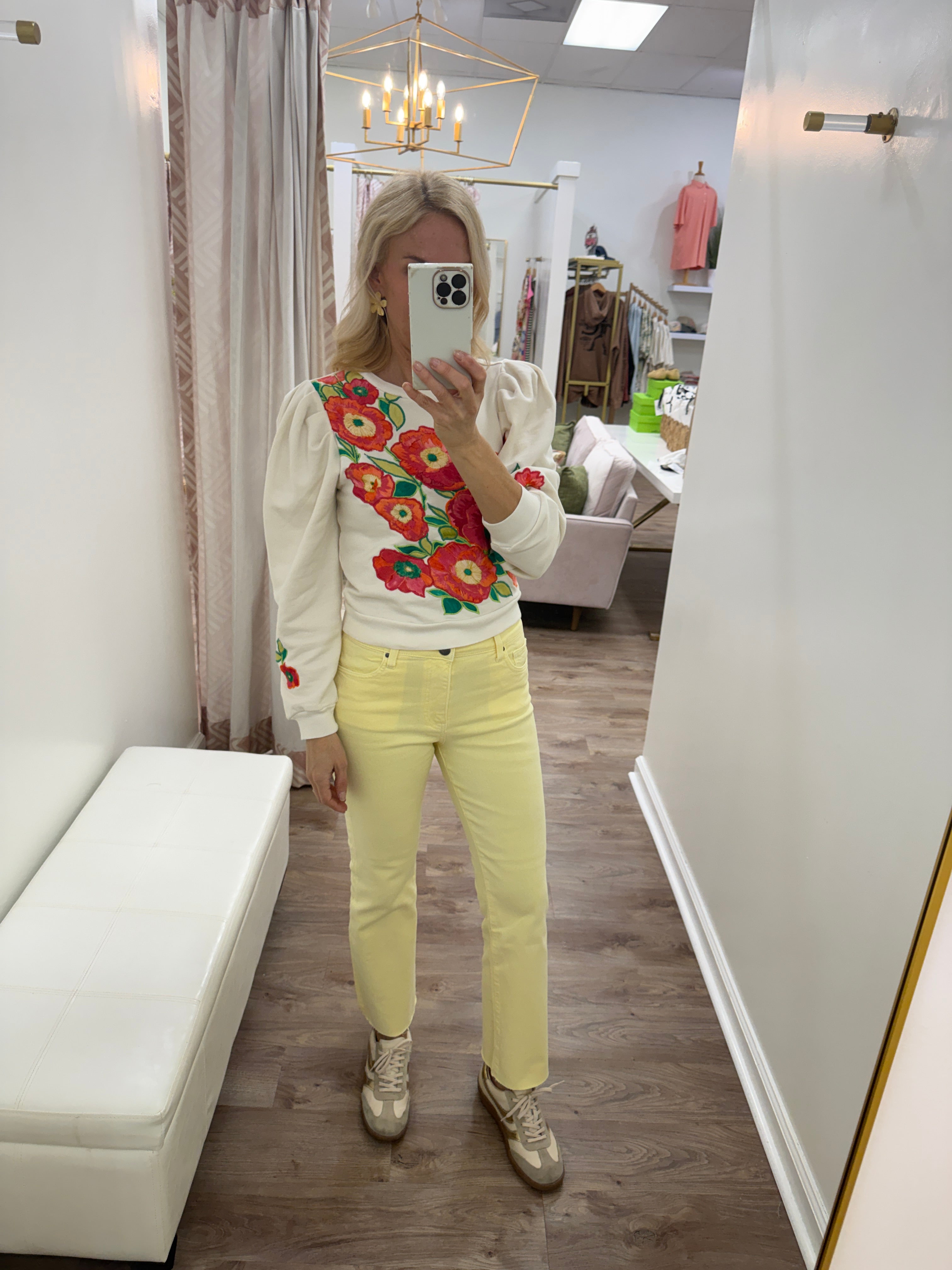 Kut Kelsey Crop Flare Pastel Yellow