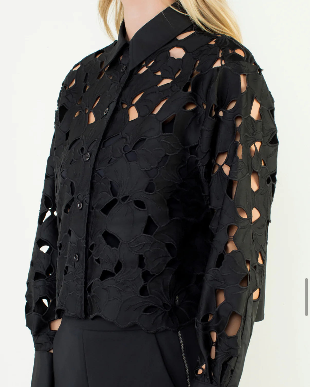 THML Eyelet Detail Blouse black