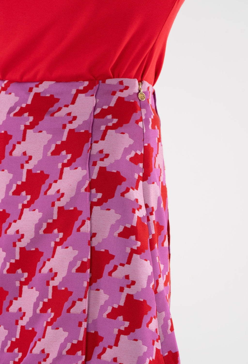 Emily McCarthy Social Skirt- Houndstooth