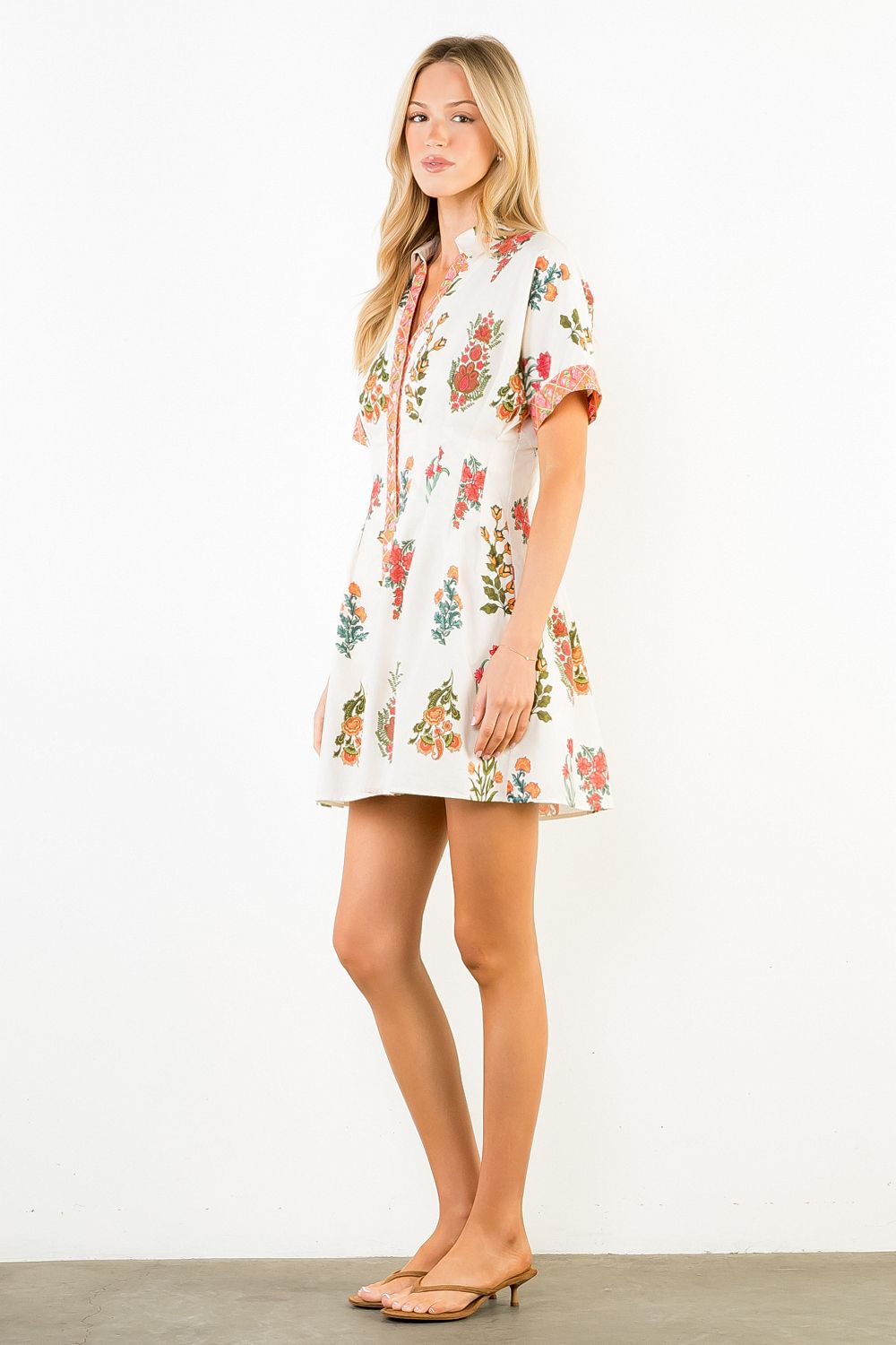 THML Short Sleeve Floral Dress w Trim- multi