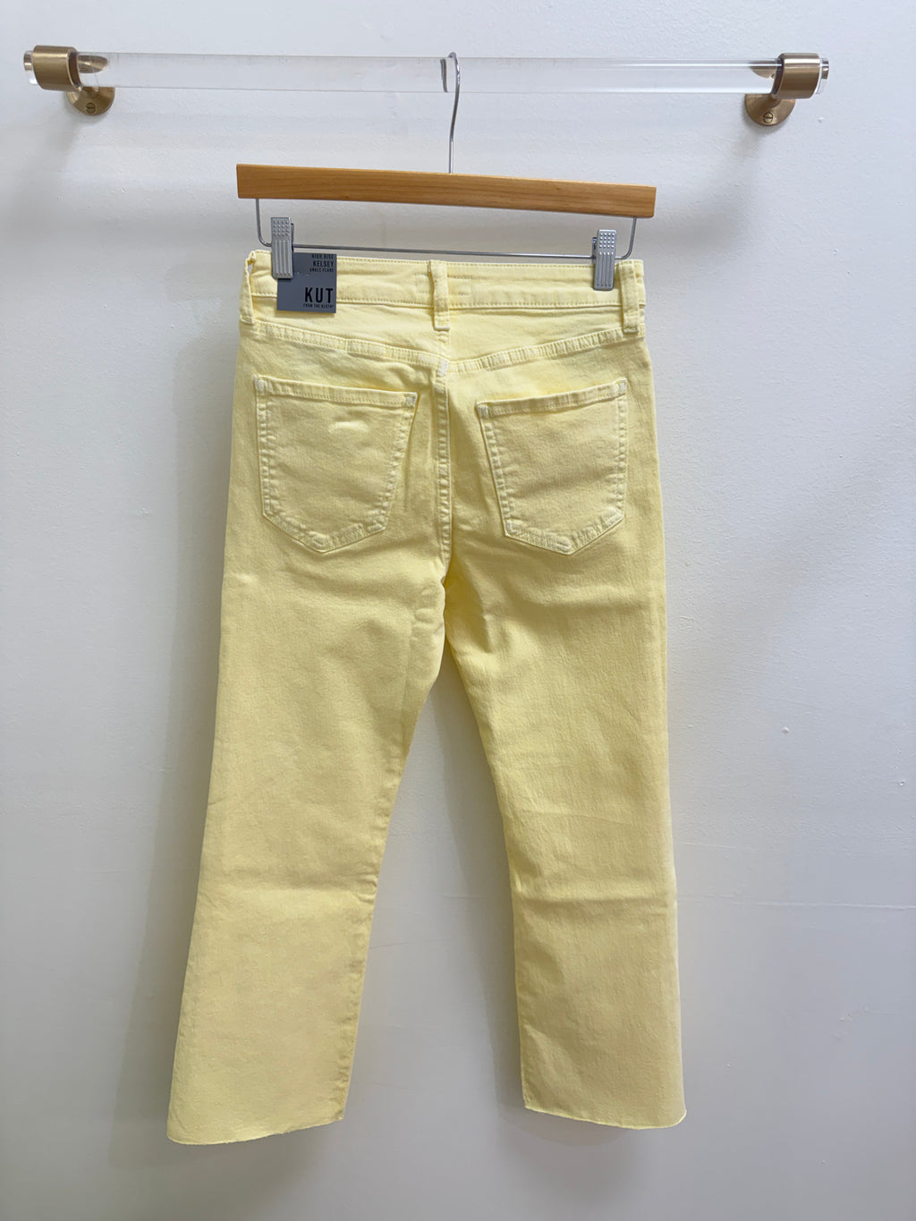 Kut Kelsey Crop Flare Pastel Yellow