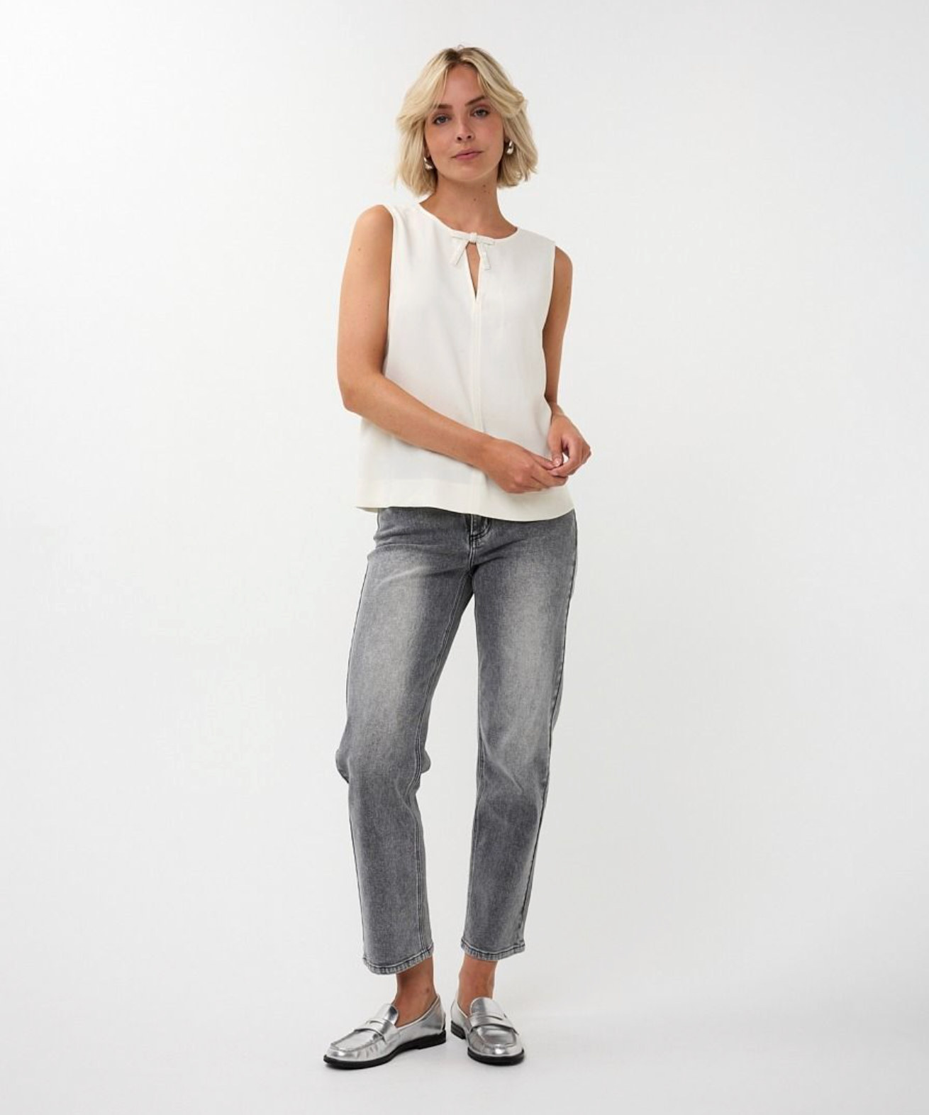 Esqualo Beaded Bow Top