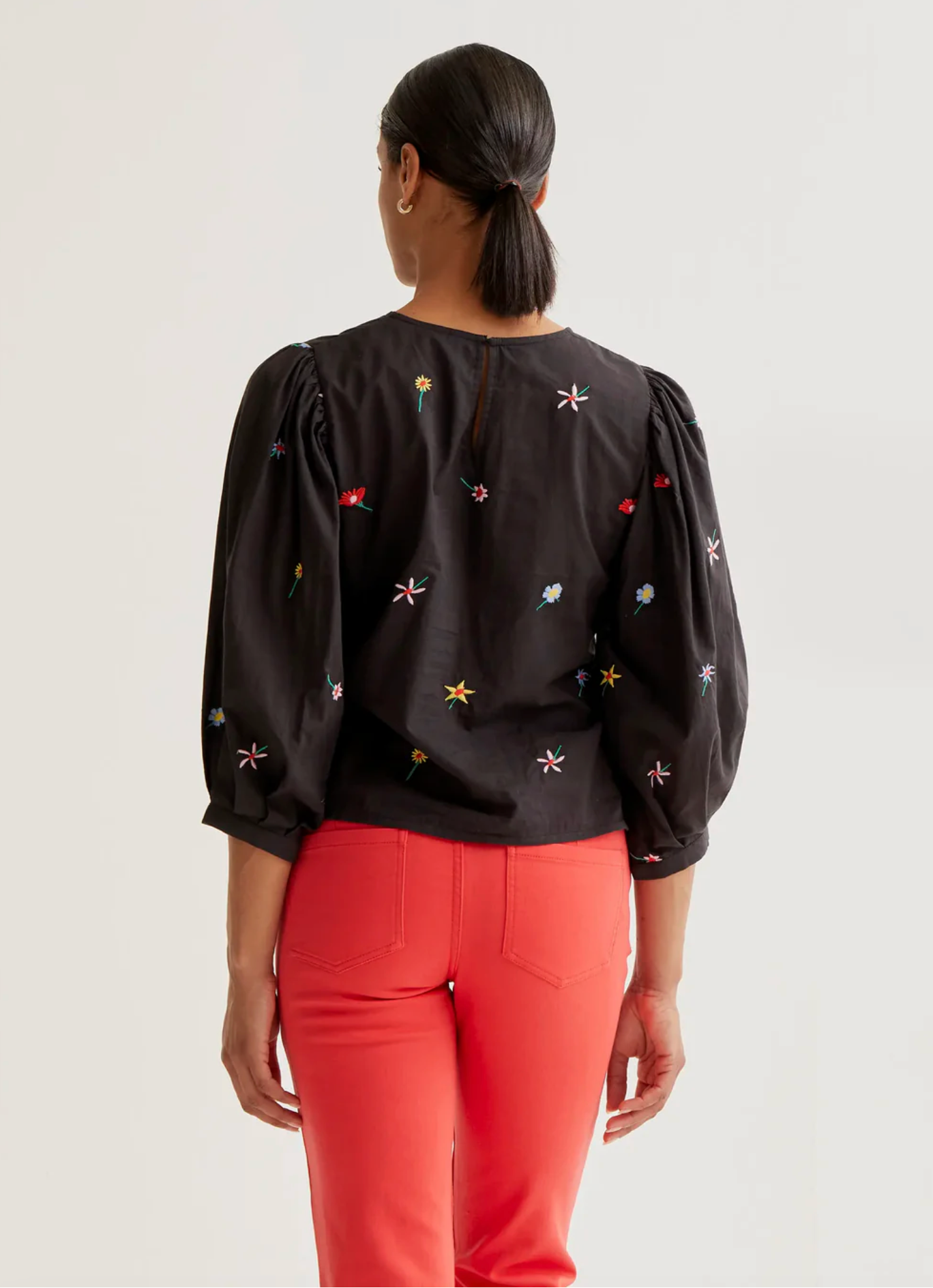 Compania Floral Embroidered Top