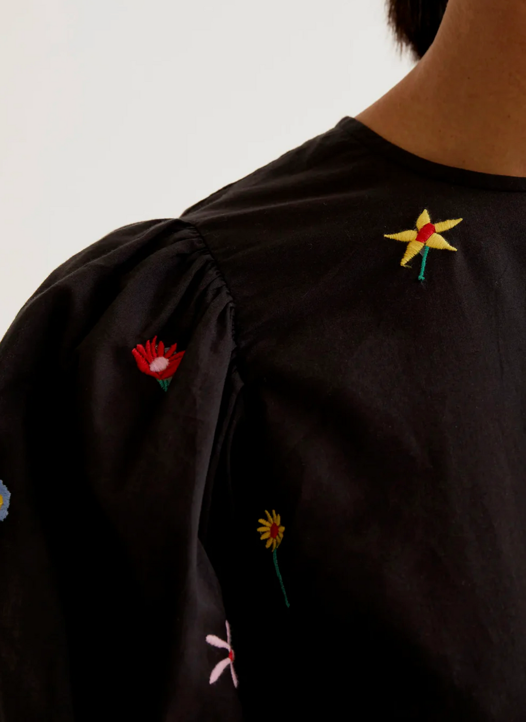 Compania Floral Embroidered Top