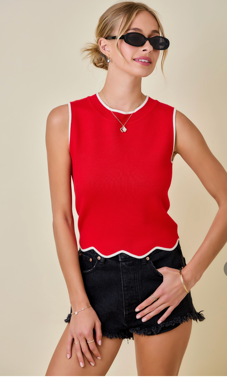 D&M Contrast Scallop Hem Tank