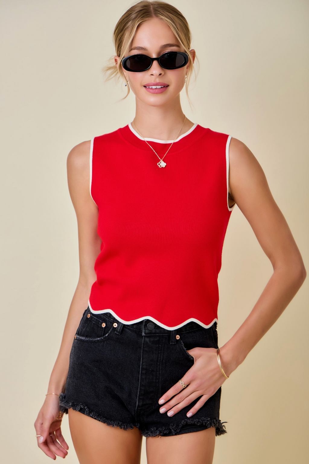 D&M Contrast Scallop Hem Tank