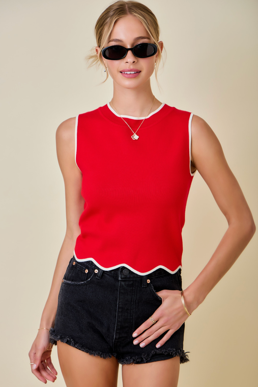 D&M Contrast Scallop Hem Tank