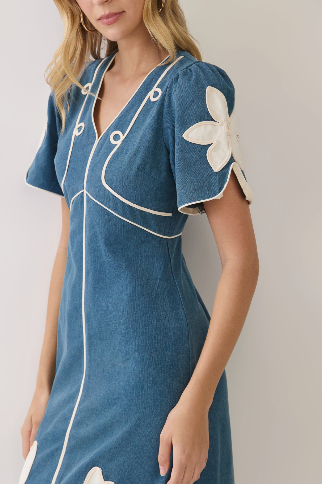 TC Floral Applique Contrast Midi