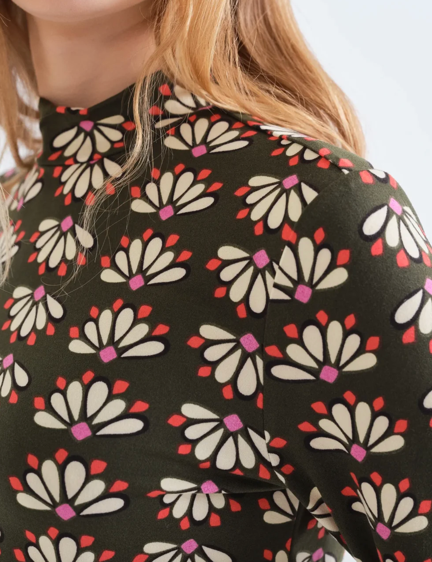 Compania Geo Floral Knit Top